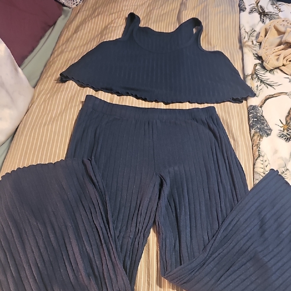 Blue Ribbed Jumpsuit with Flowy Wide-Leg Design